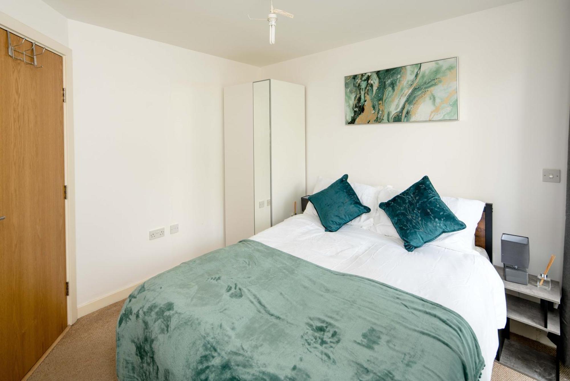 One Bedroom Near With Private Balcony Apartamento